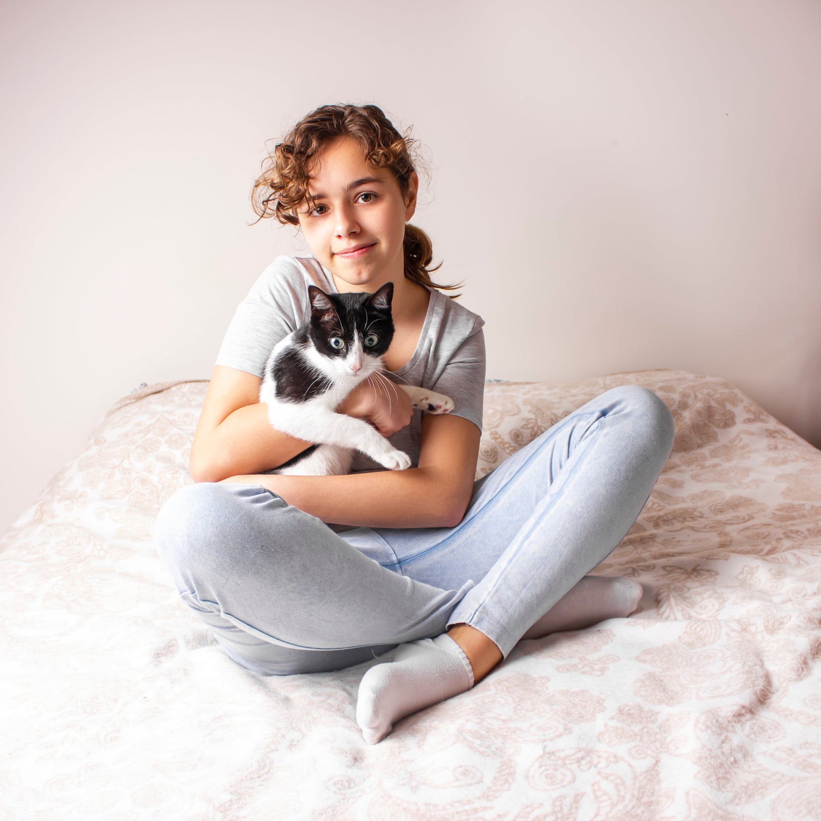 Can You Make a Pet Portrait From a Dark or Low-Light Photo? USA Guide