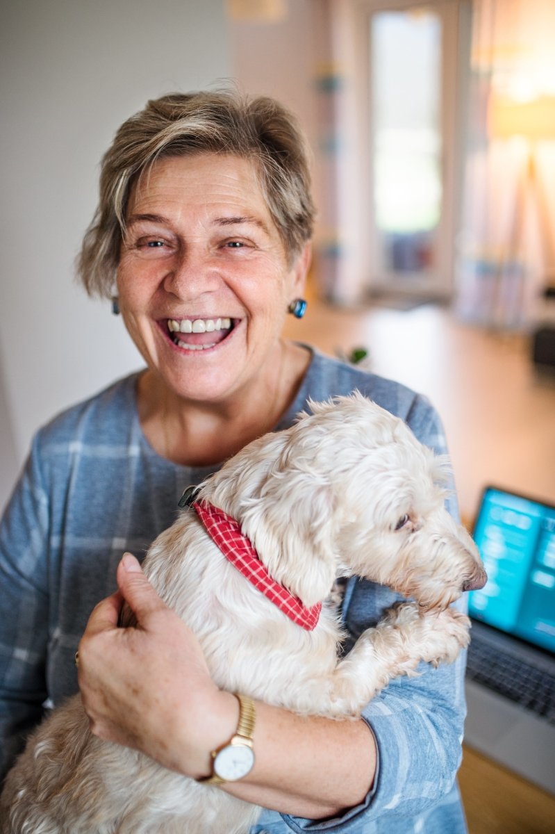 Mother’s Day Gifts for Pet-Loving Mums: 7 Thoughtful Ideas