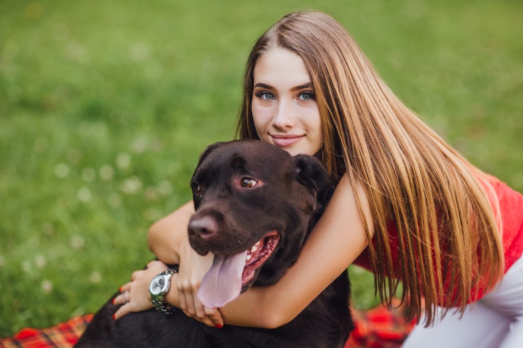 Pet Portrait Gift Etiquette: When It Works and When to Be Careful